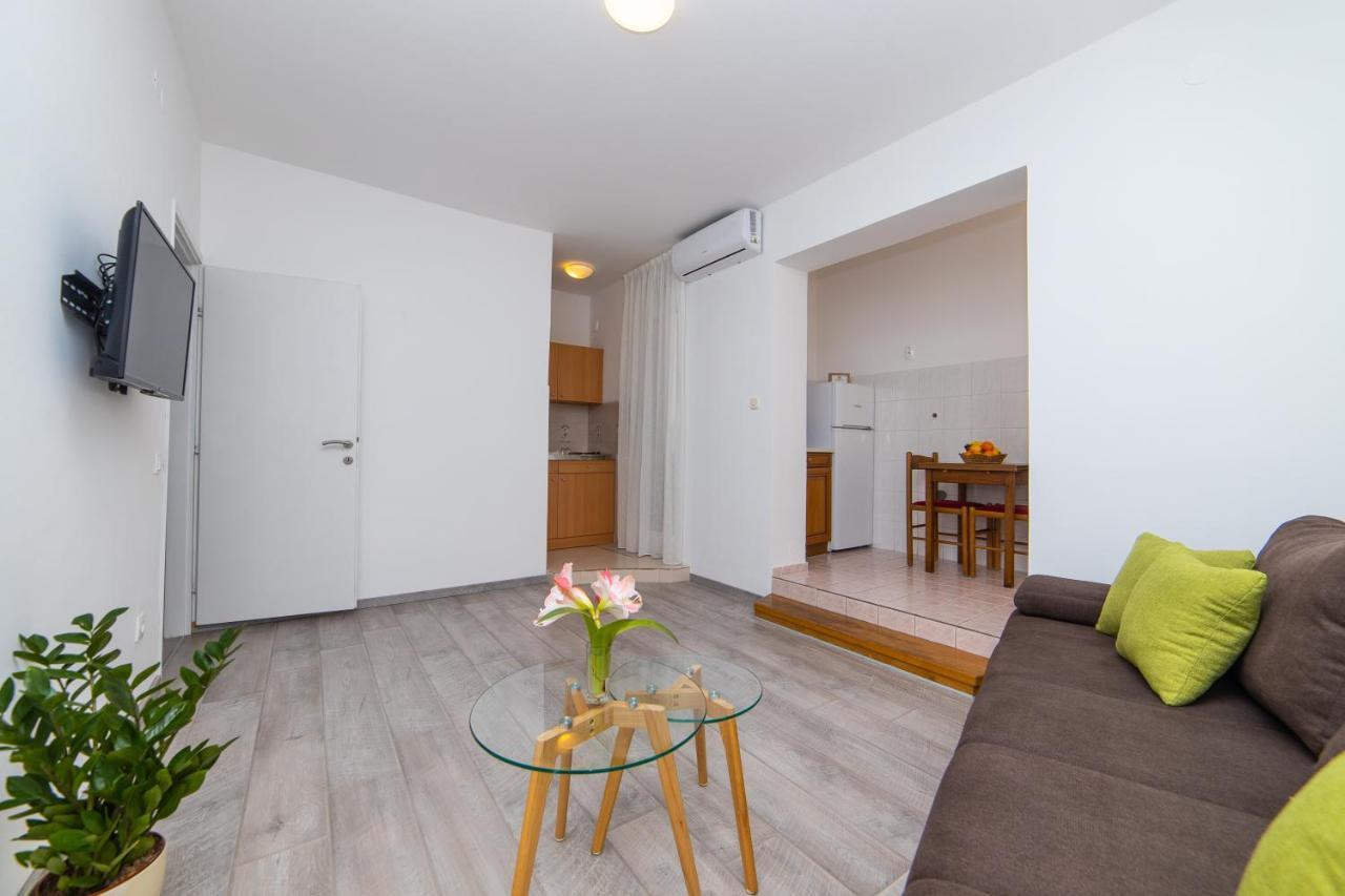 Apartmani Aida Živogošće Kültér fotó