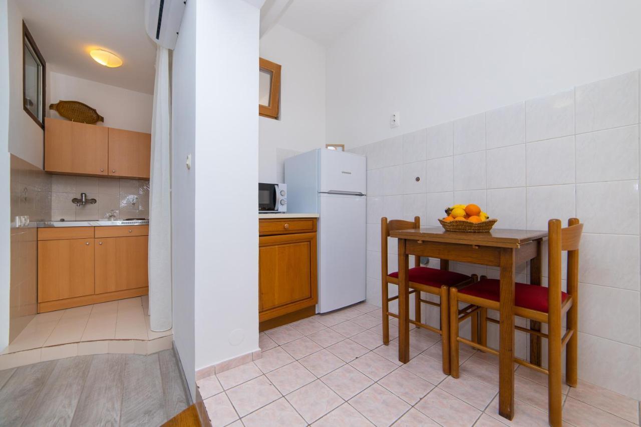 Apartmani Aida Živogošće Kültér fotó